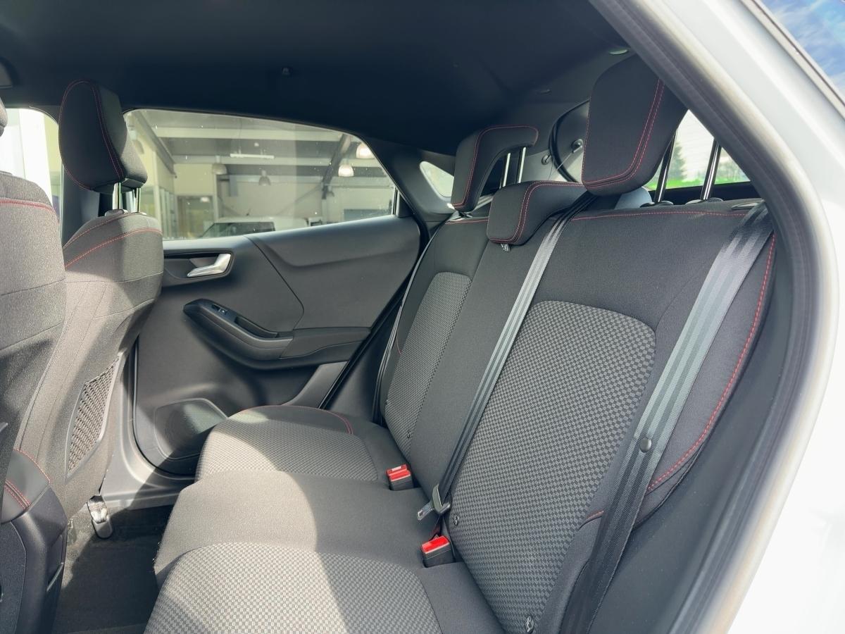 FORD ST-Line 1,0 l EcoBoost Hybrid MHEV 125 PS FORD ST-Line 1,0 l EcoBoost Hybrid MHEV 125 PS