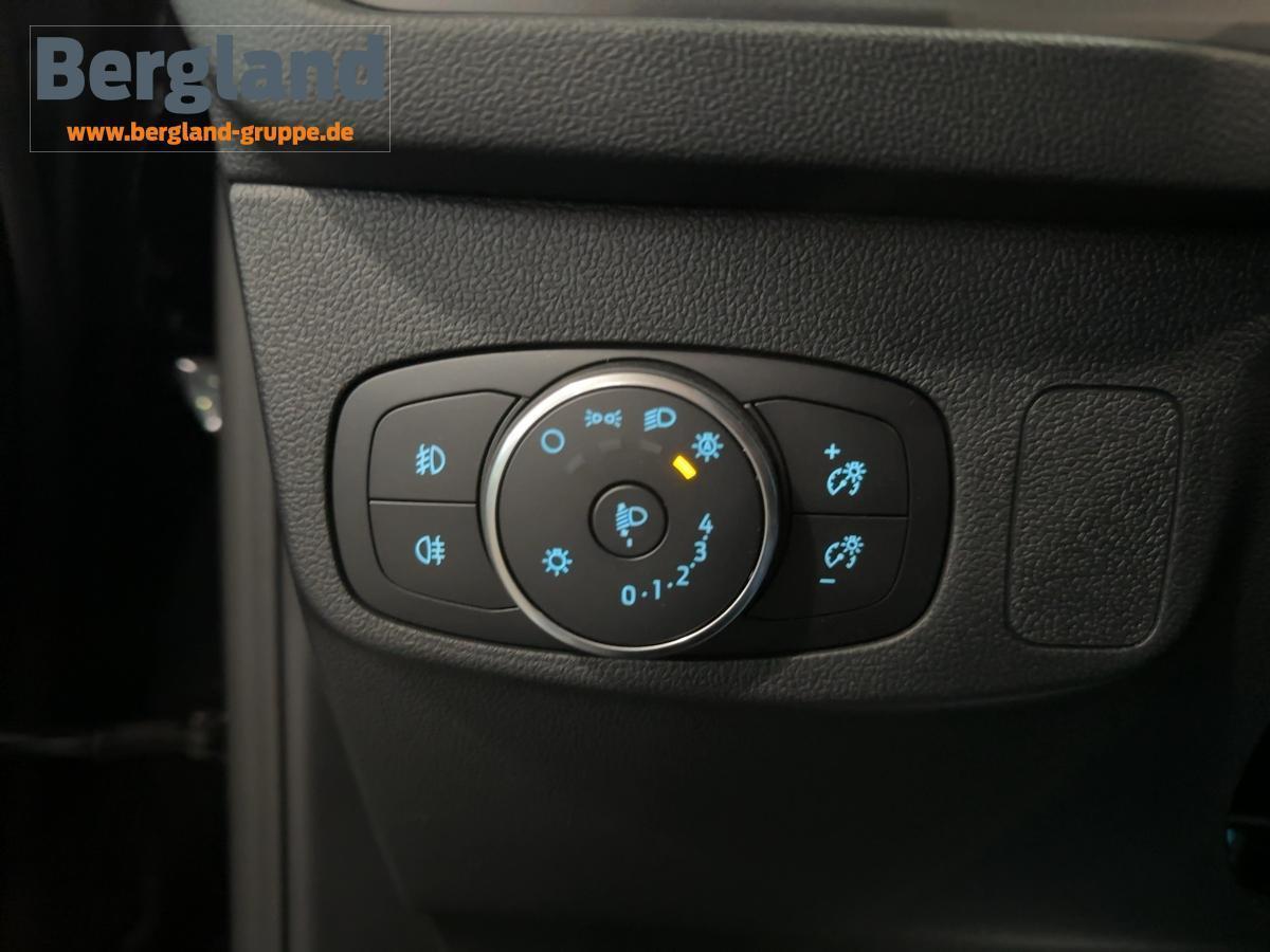 FORD Titanium X Turnier * FORD Titanium X Turnier *