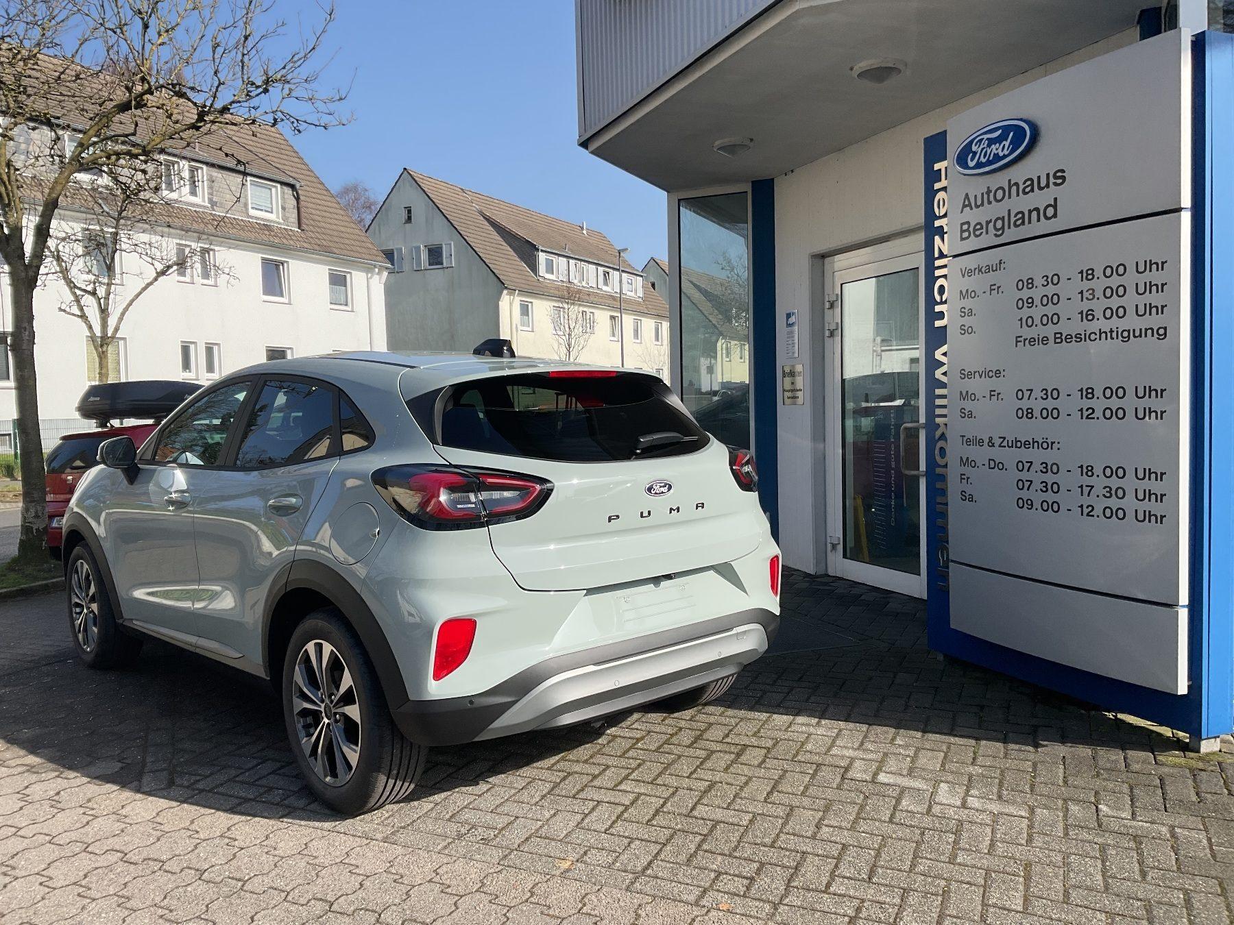 FORD Titanium MHEV *LED*SHZ*AHK*Ke*RFK*PDC*GRA* FORD Titanium MHEV *LED*SHZ*AHK*Ke*RFK*PDC*GRA*