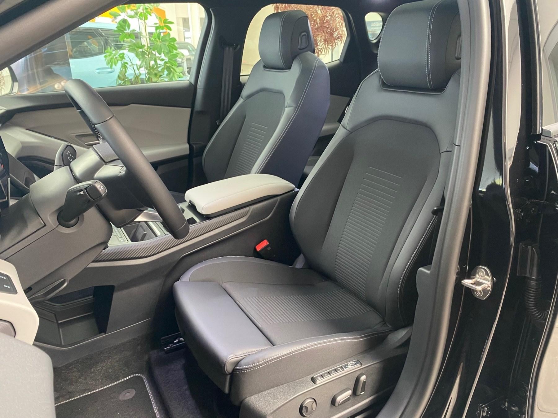 FORD Premium FORD Premium