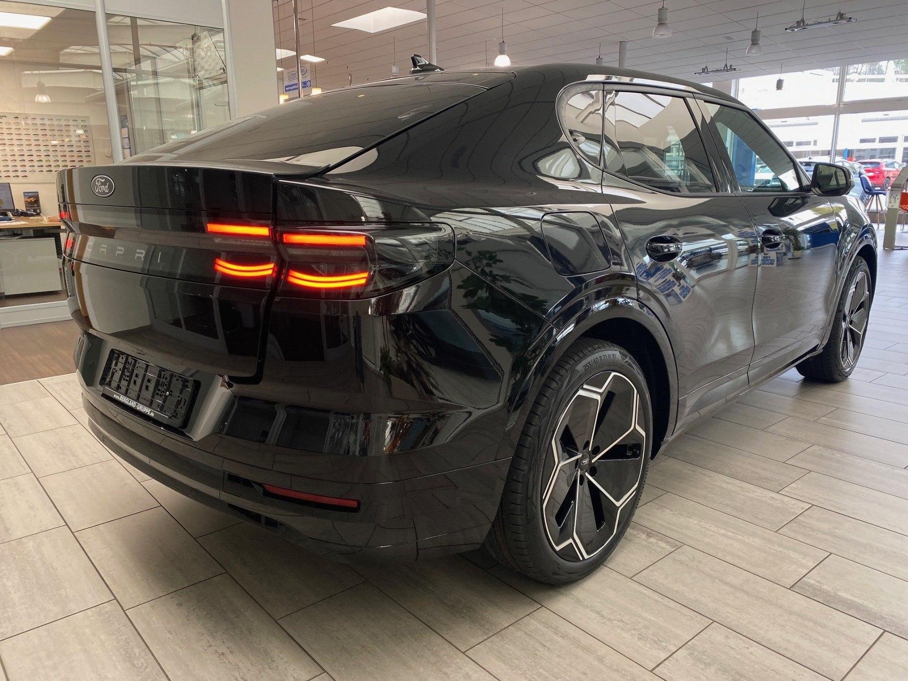 FORD Premium FORD Premium