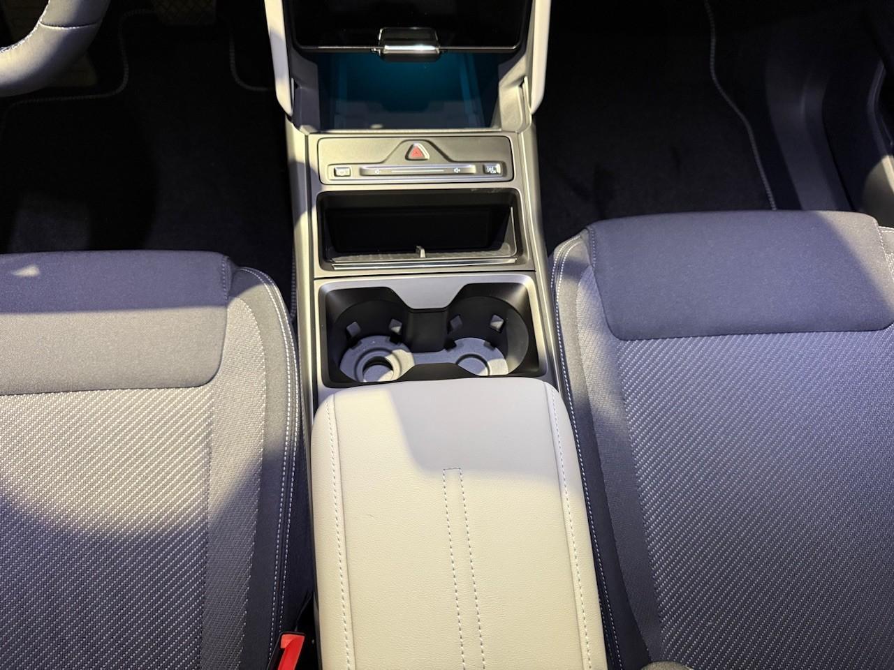 FORD Select 77kWh 286 PS Heckantrieb FORD Select 77kWh 286 PS Heckantrieb