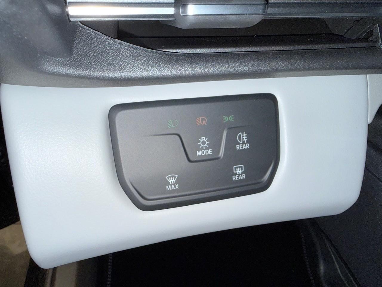 FORD Select 77kWh 286 PS Heckantrieb FORD Select 77kWh 286 PS Heckantrieb