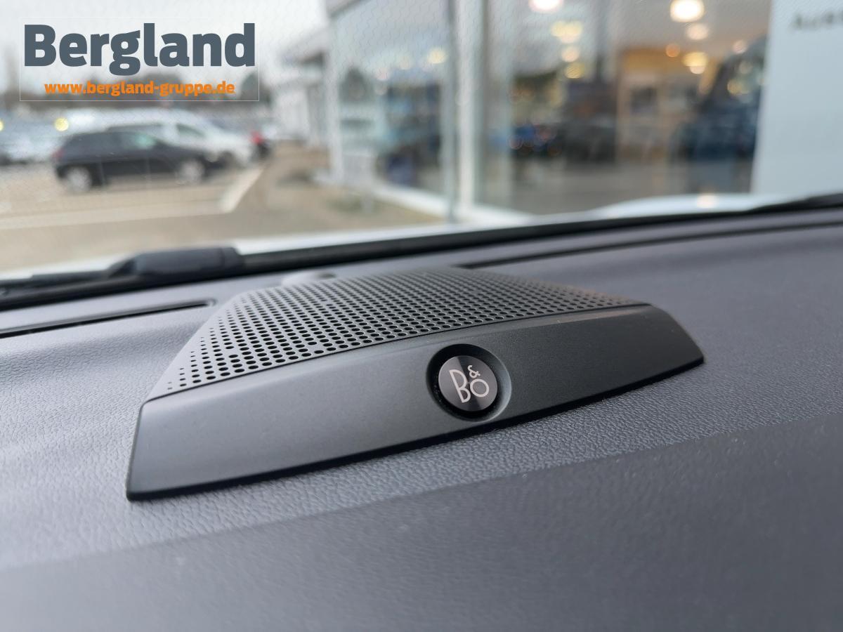 FORD 1,0 l EcoBoost 125 PS ST-Line X FORD 1,0 l EcoBoost 125 PS ST-Line X