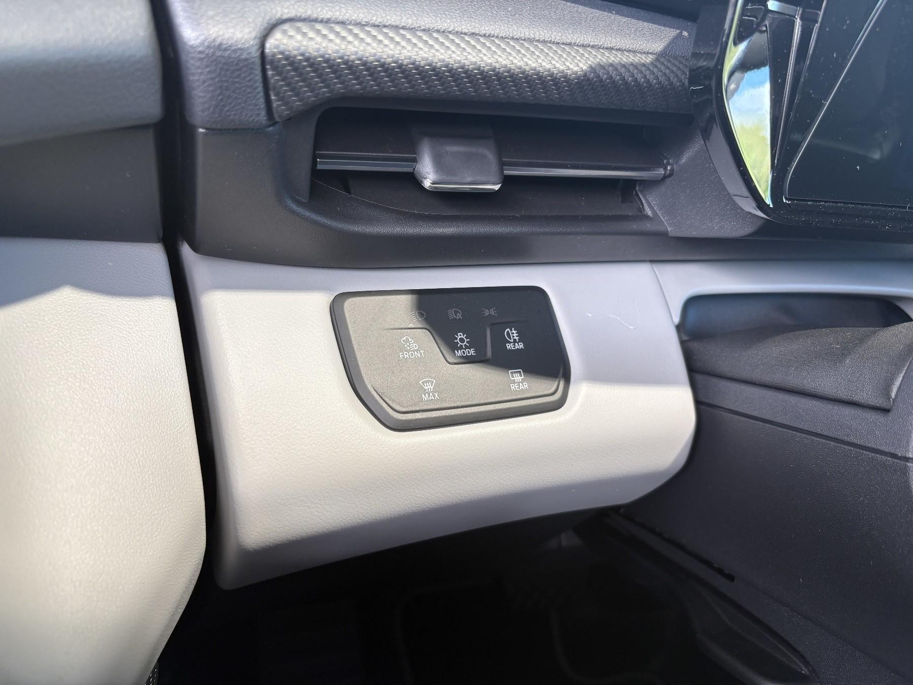 FORD Premium 77 kWh RWD FORD Premium 77 kWh RWD