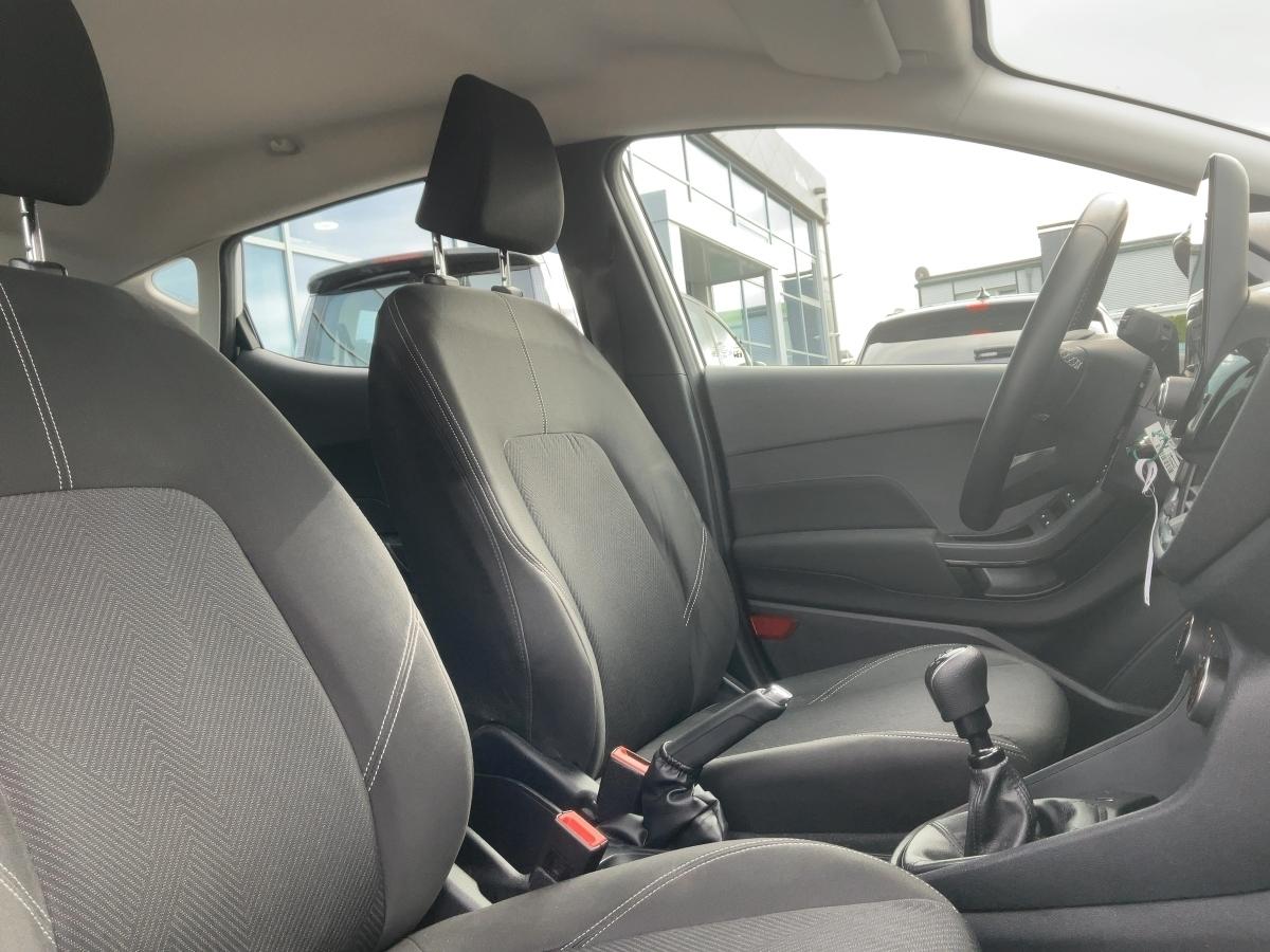 FORD Cool & Connect 100 PS FORD Cool & Connect 100 PS