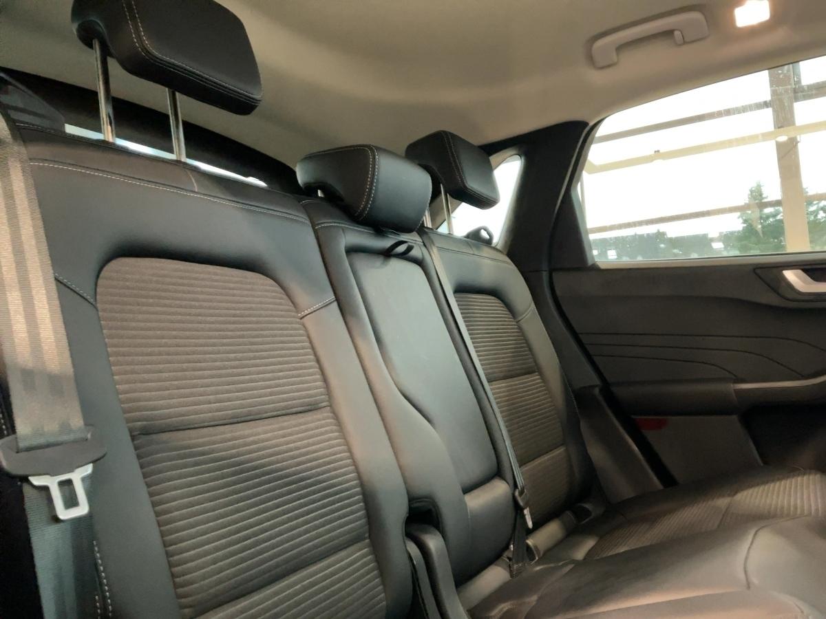 FORD Titanium X PHEV 225PS FORD Titanium X PHEV 225PS