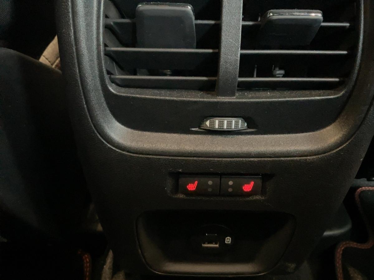 FORD ST-Line 2,5 l (PHEV) 225 PS FORD ST-Line 2,5 l (PHEV) 225 PS