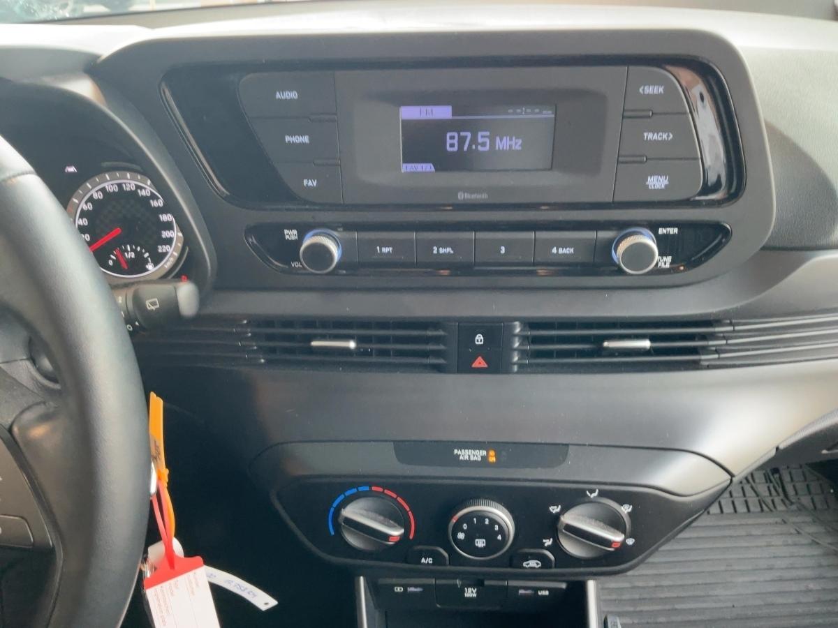 HYUNDAI Select 1,2L 84PS HYUNDAI Select 1,2L 84PS