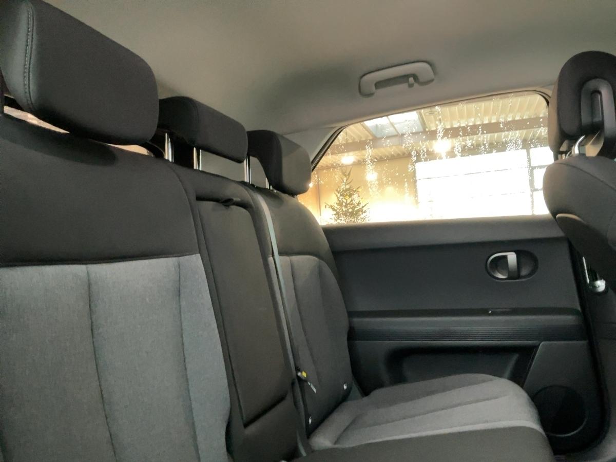 HYUNDAI MY26 63 kWh 2WD (170 PS) Wärmepumpe HYUNDAI MY26 63 kWh 2WD (170 PS) Wärmepumpe