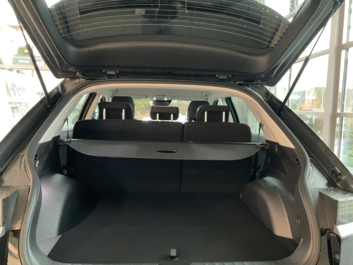 HYUNDAI MY26 63 kWh 2WD (170 PS) Wärmepumpe HYUNDAI MY26 63 kWh 2WD (170 PS) Wärmepumpe