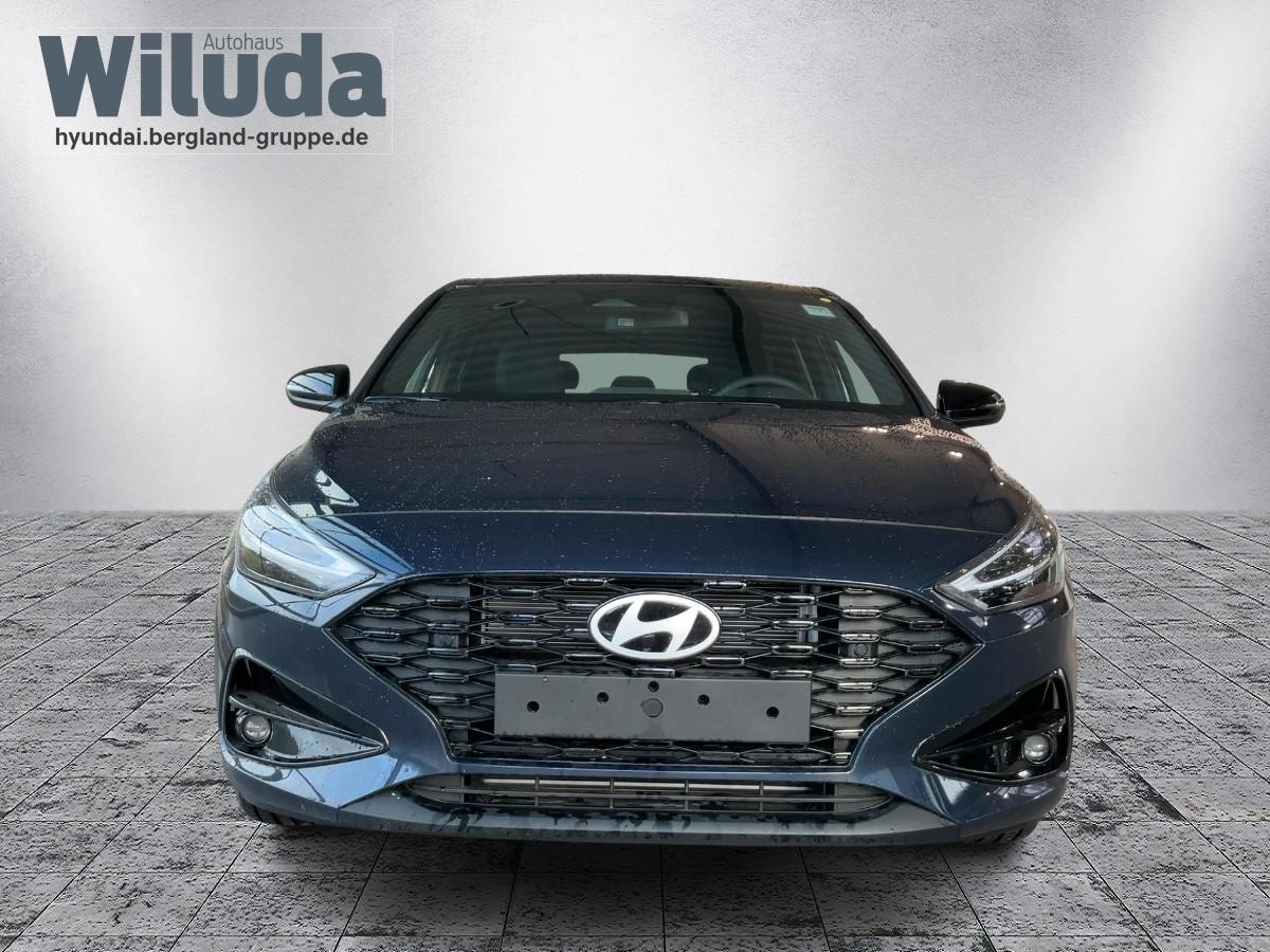 HYUNDAI Advantage 1.5L 140 PS 7-DCT HYUNDAI Advantage 1.5L 140 PS 7-DCT