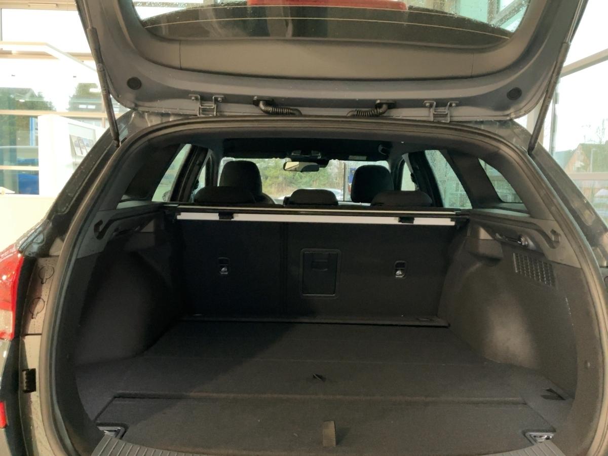 HYUNDAI Advantage MY25 1.0 100 PS 7-DCT HYUNDAI Advantage MY25 1.0 100 PS 7-DCT