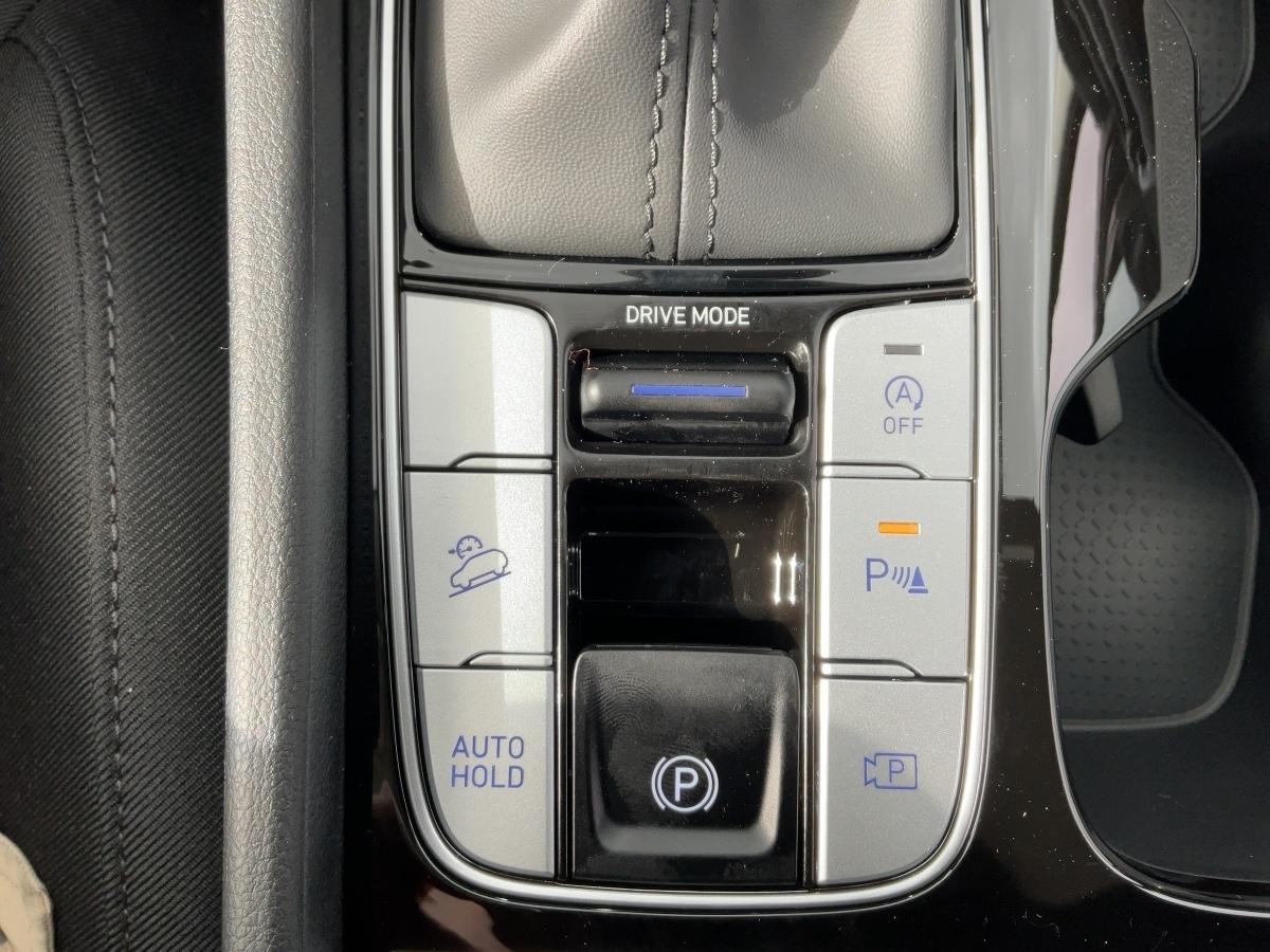 HYUNDAI Select (MY26) 1.6 CRDi (136 PS) 48V 7-DCT HYUNDAI Select (MY26) 1.6 CRDi (136 PS) 48V 7-DCT