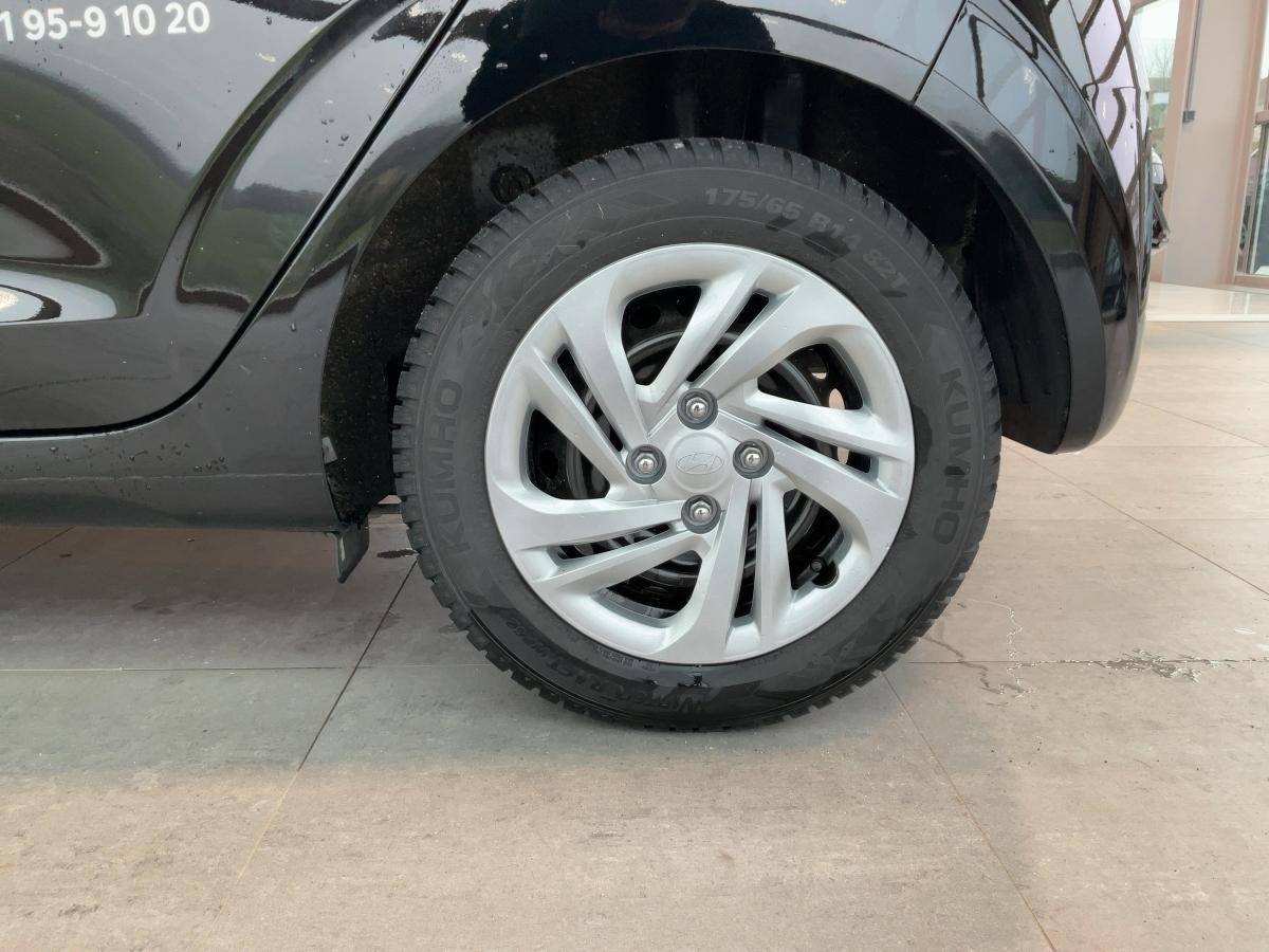 HYUNDAI Select 1.0 Benzin (63 PS) 5-MT 2WD HYUNDAI Select 1.0 Benzin (63 PS) 5-MT 2WD