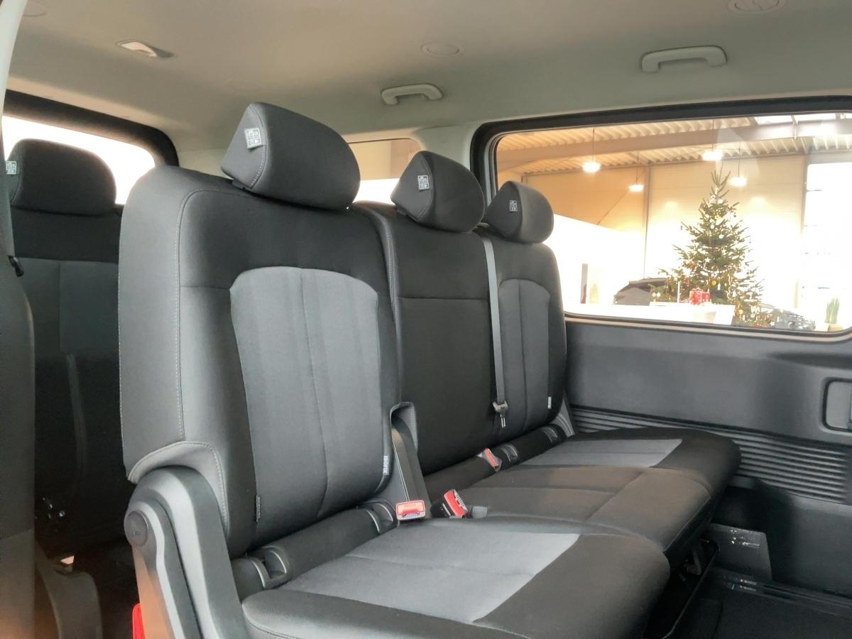 HYUNDAI Trend 9-Sitzer HEV 225PS HYUNDAI Trend 9-Sitzer HEV 225PS