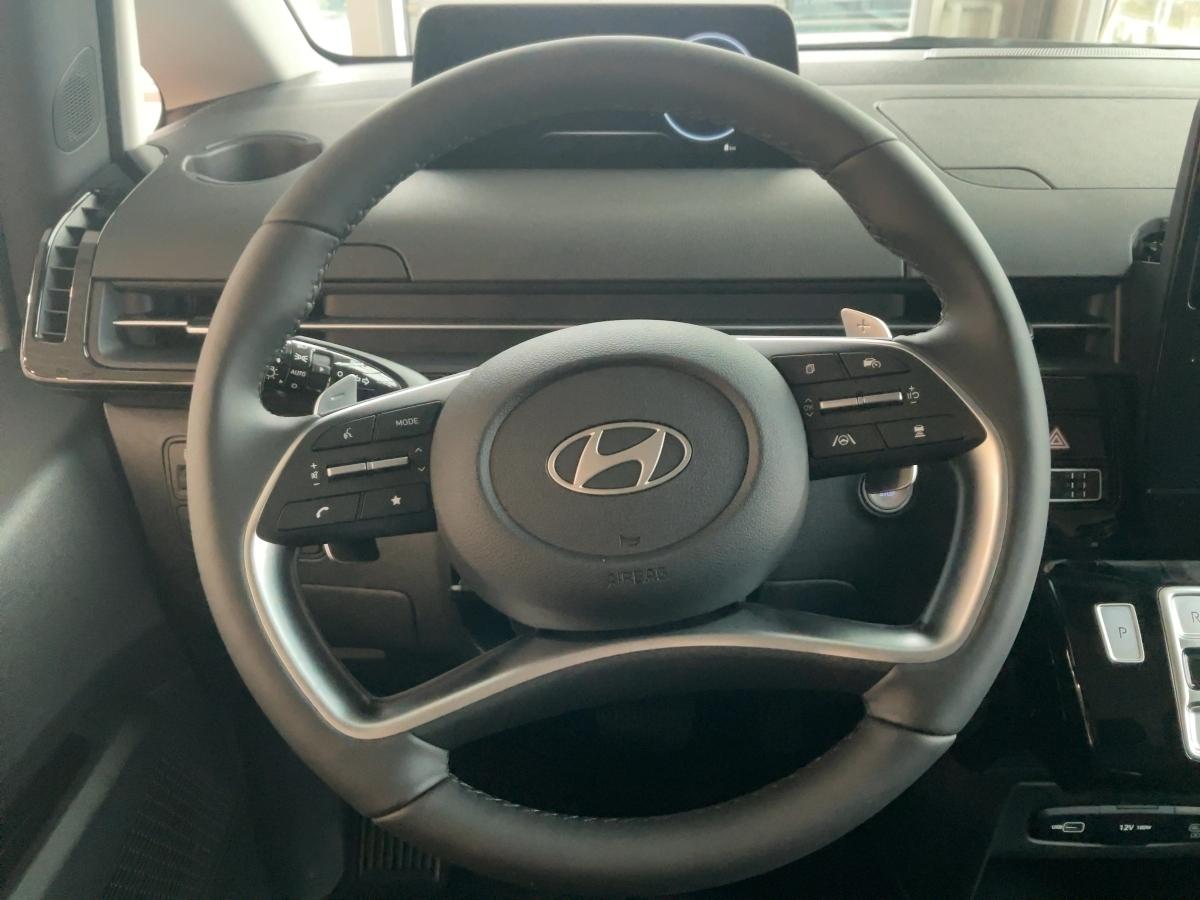 HYUNDAI Trend 9-Sitzer HEV 225PS HYUNDAI Trend 9-Sitzer HEV 225PS