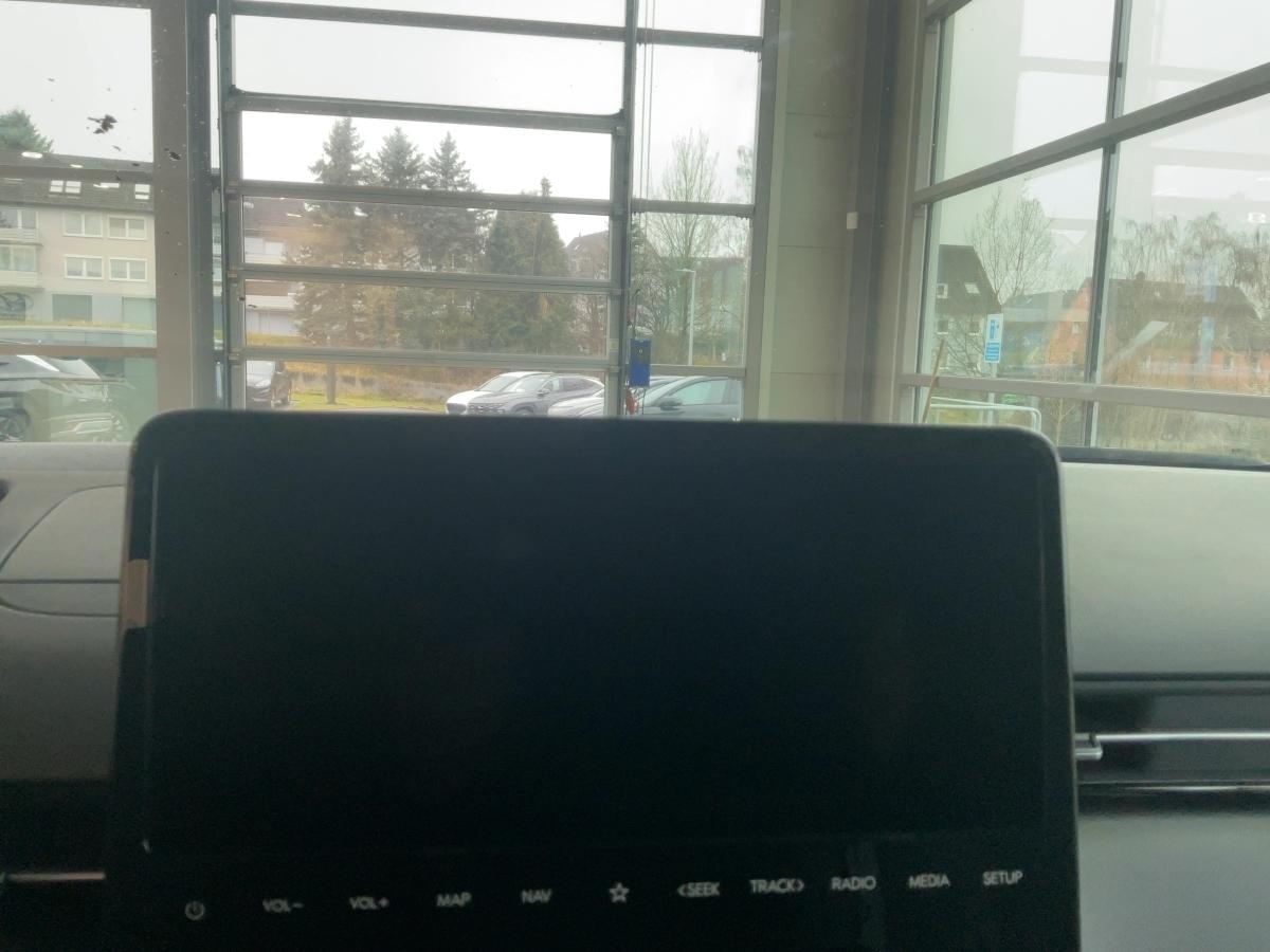 HYUNDAI Trend 9-Sitzer HEV 225PS HYUNDAI Trend 9-Sitzer HEV 225PS