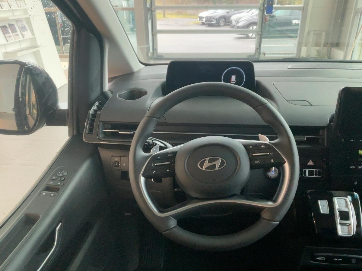 HYUNDAI Trend 9-Sitzer HEV 225PS HYUNDAI Trend 9-Sitzer HEV 225PS
