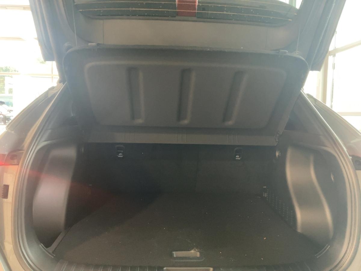 HYUNDAI N-Line MY26 65kWh 204 PS HYUNDAI N-Line MY26 65kWh 204 PS