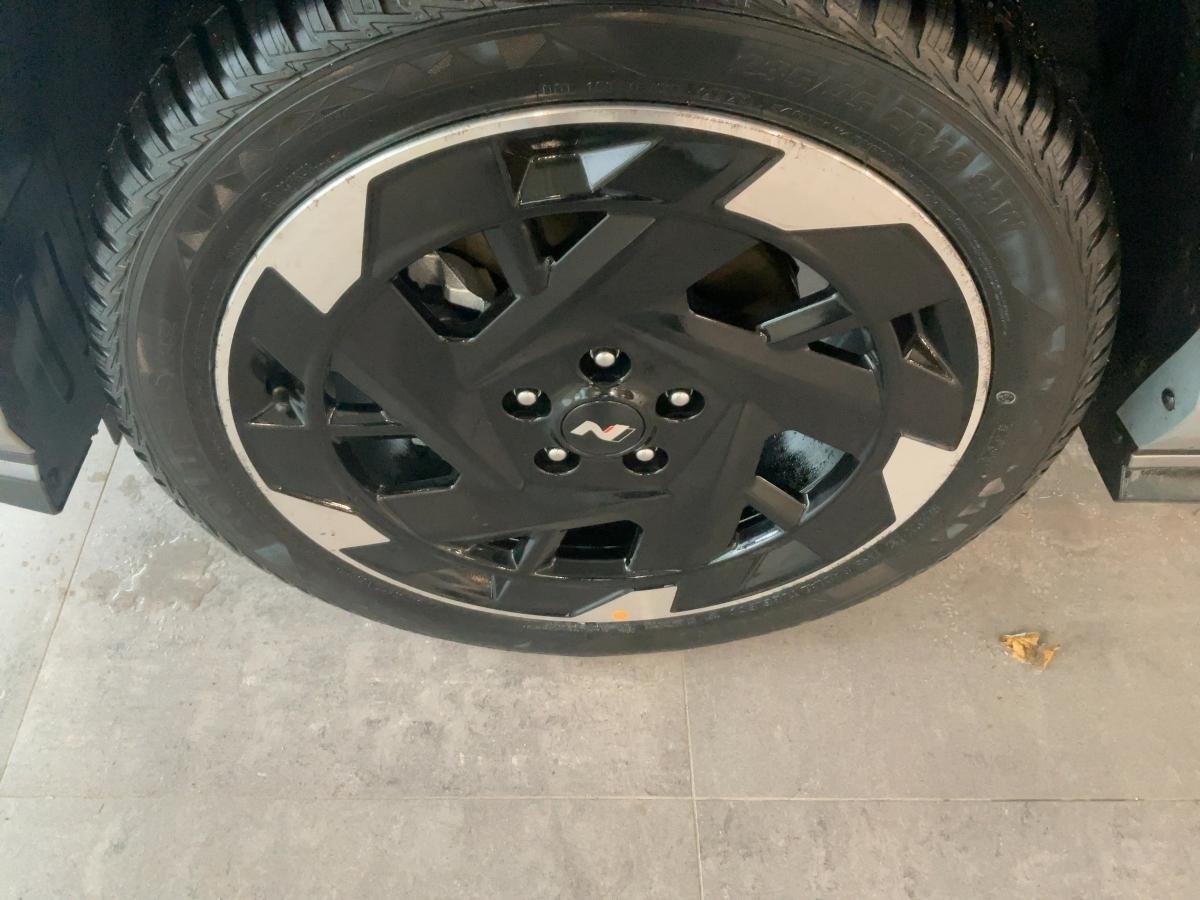 HYUNDAI N-Line MY26 65kWh 204 PS HYUNDAI N-Line MY26 65kWh 204 PS