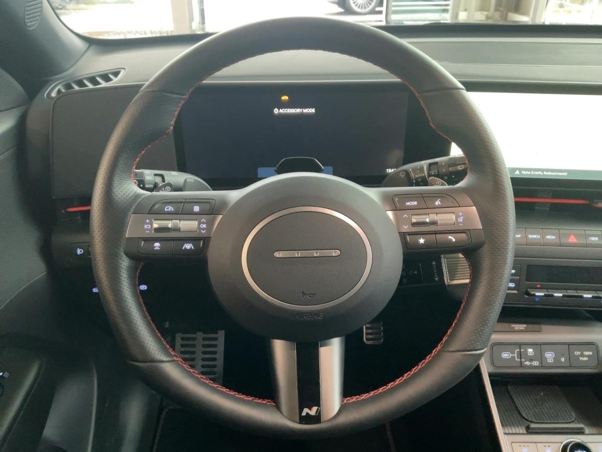 HYUNDAI N-Line MY26 65kWh 204 PS HYUNDAI N-Line MY26 65kWh 204 PS