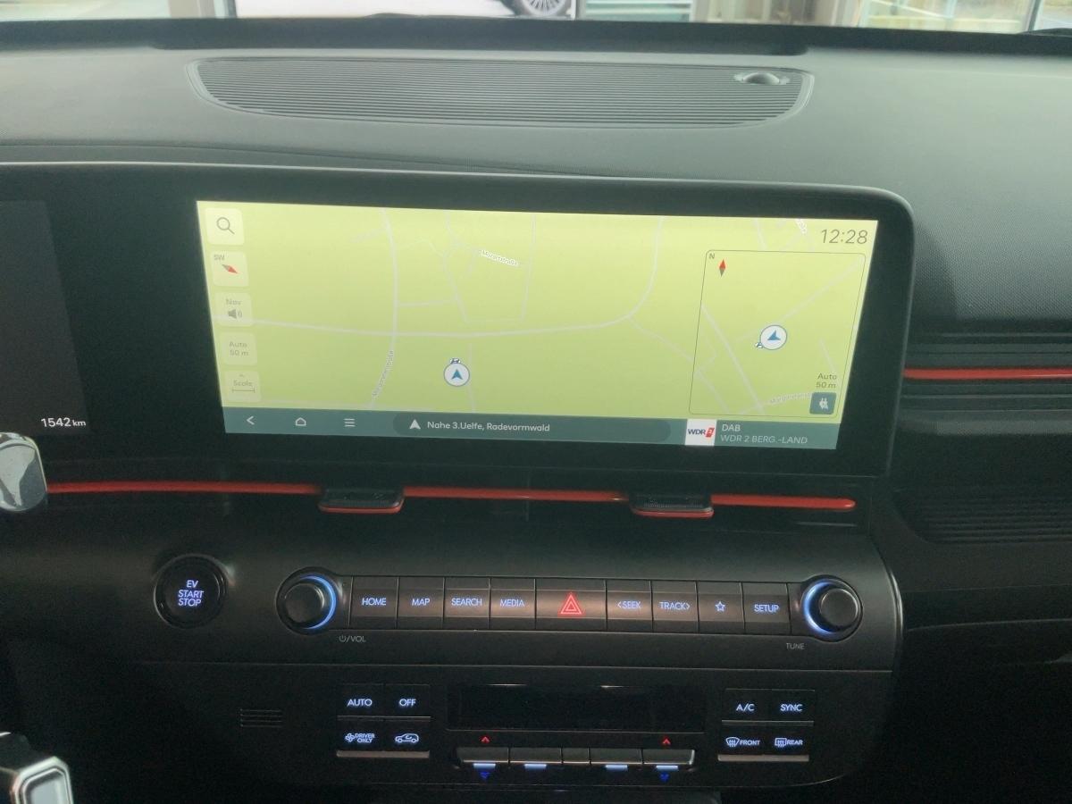 HYUNDAI N-Line MY26 65kWh 204 PS HYUNDAI N-Line MY26 65kWh 204 PS