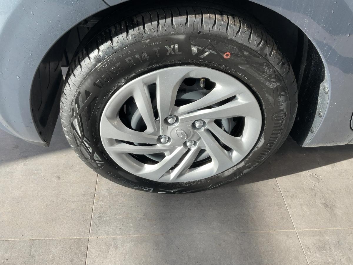 HYUNDAI Select (MY25) 1.0 Benzin 63PS HYUNDAI Select (MY25) 1.0 Benzin 63PS