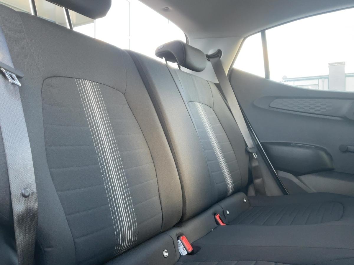 HYUNDAI Select 1.0 Benzin HYUNDAI Select 1.0 Benzin