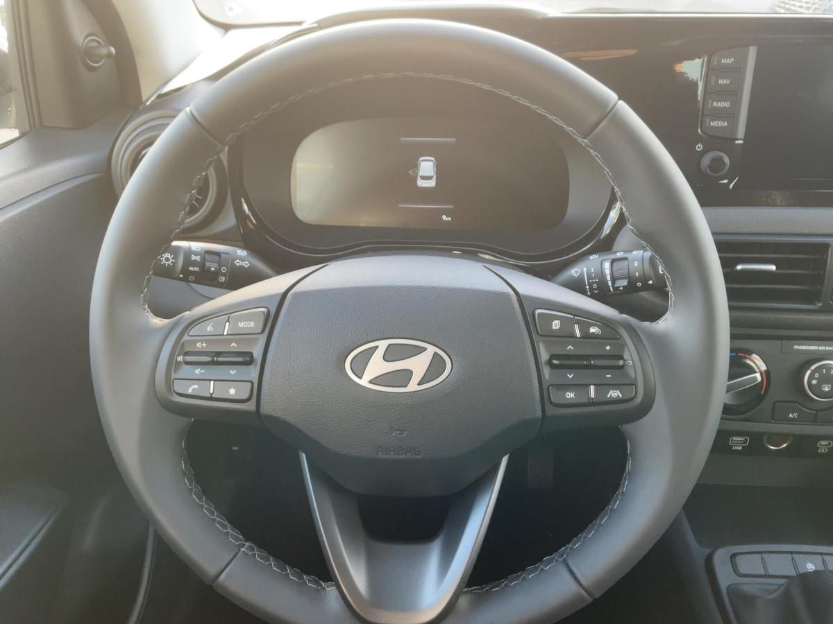 HYUNDAI Select 1.0 Benzin HYUNDAI Select 1.0 Benzin