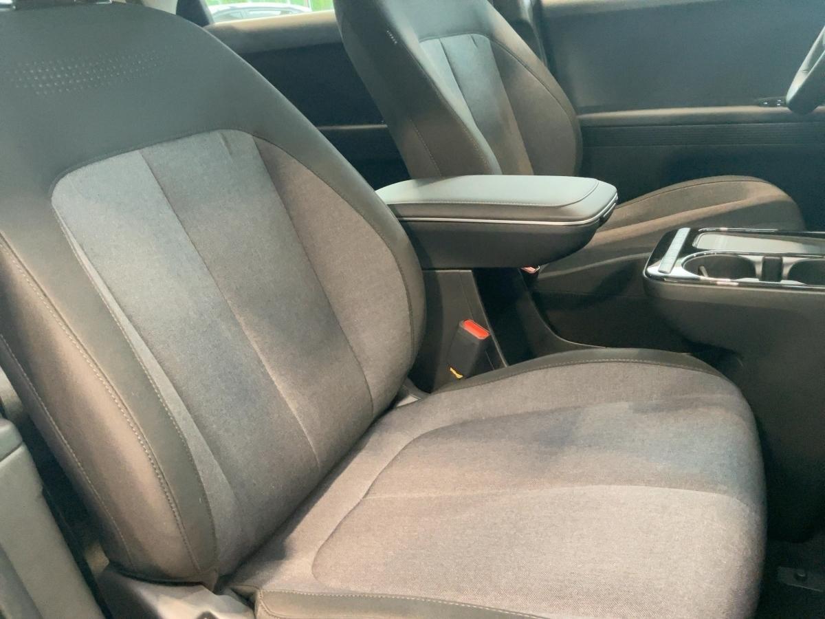 HYUNDAI Basis 63 kWh 170 PS Wärmepumpe HYUNDAI Basis 63 kWh 170 PS Wärmepumpe