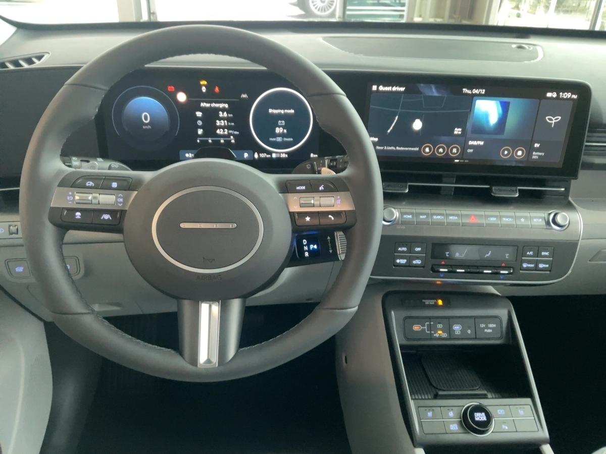 HYUNDAI Trend MY26 49kWh 135 PS HYUNDAI Trend MY26 49kWh 135 PS