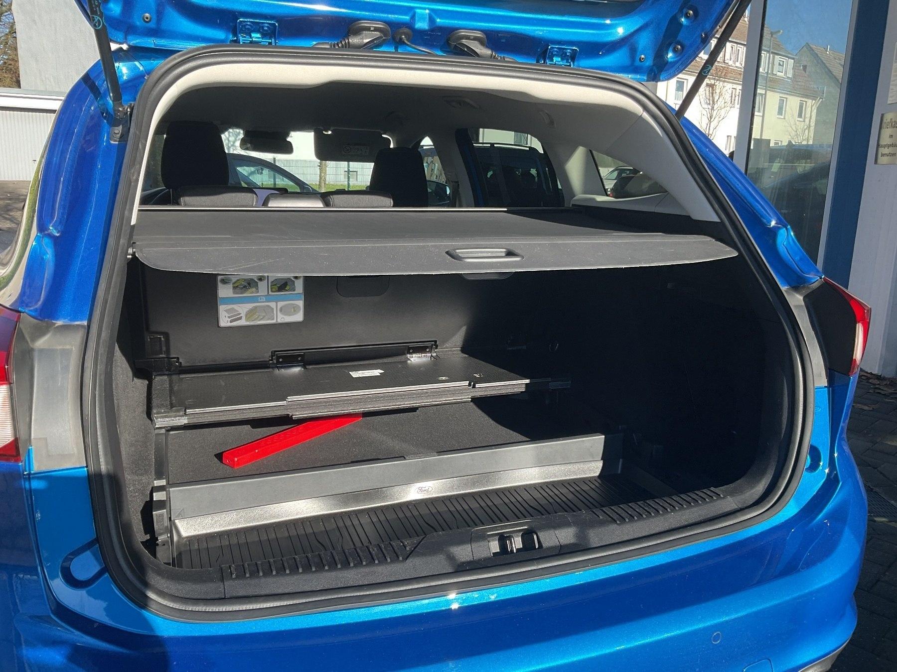 FORD Cool & Connect Turnier *LED*PDC*GRA*AC*SHZ FORD Cool & Connect Turnier *LED*PDC*GRA*AC*SHZ