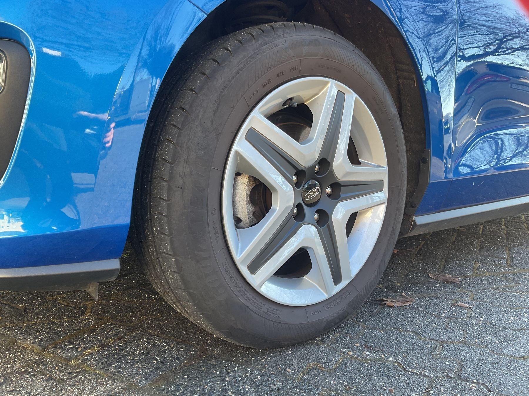 FORD Cool & Connect Turnier *LED*PDC*GRA*AC*SHZ FORD Cool & Connect Turnier *LED*PDC*GRA*AC*SHZ