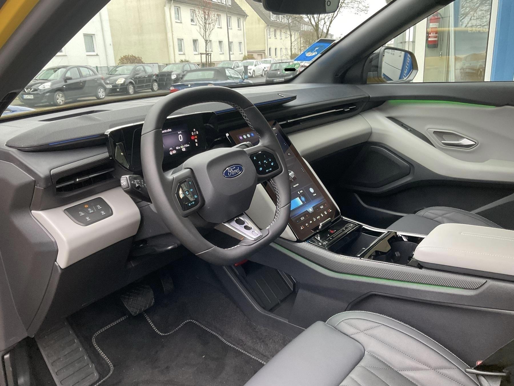 FORD Premium 77kWh *iACC*LED*360*B&O*PDC*Ke*LM* FORD Premium 77kWh *iACC*LED*360*B&O*PDC*Ke*LM*
