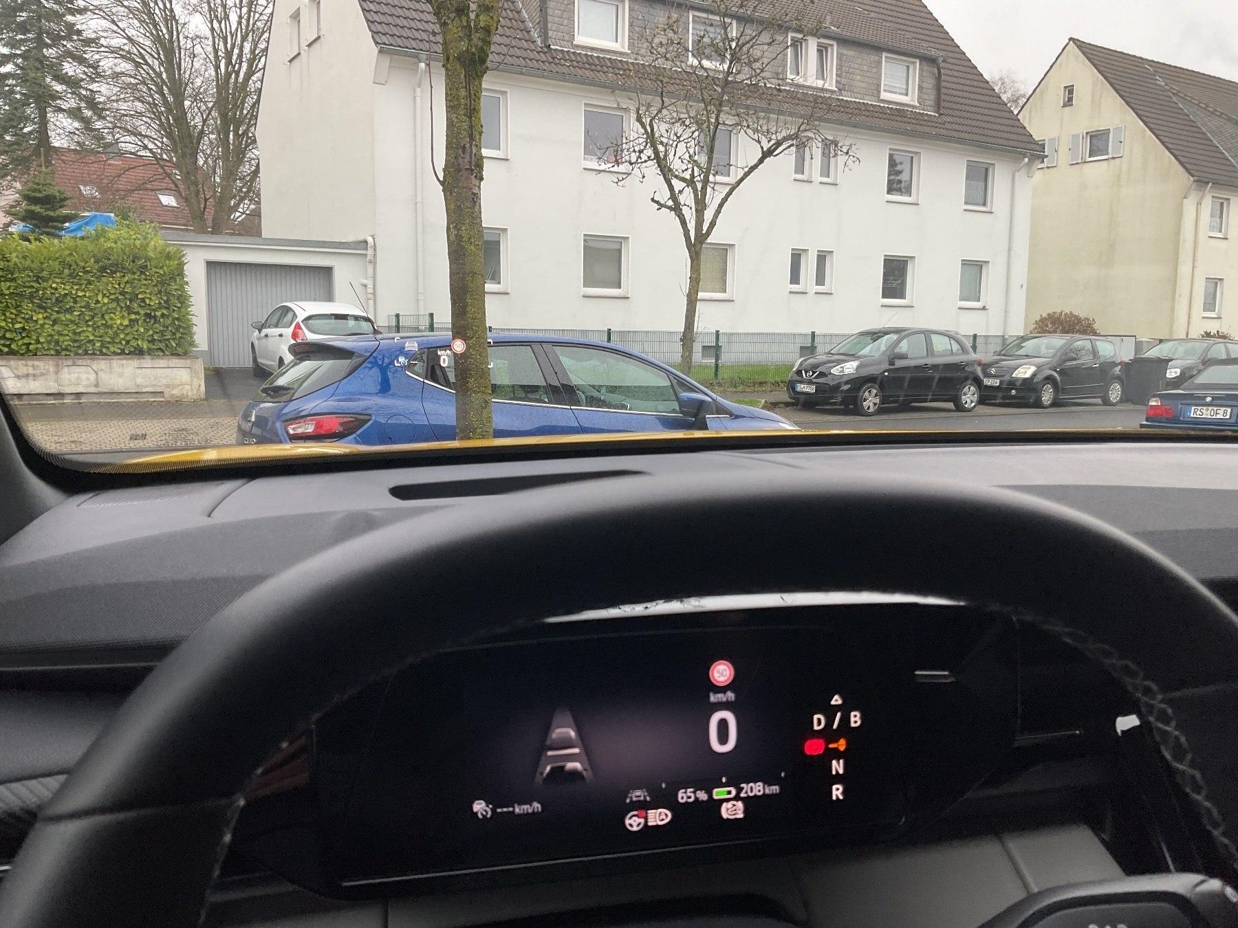 FORD Premium 77kWh *iACC*LED*360*B&O*PDC*Ke*LM* FORD Premium 77kWh *iACC*LED*360*B&O*PDC*Ke*LM*