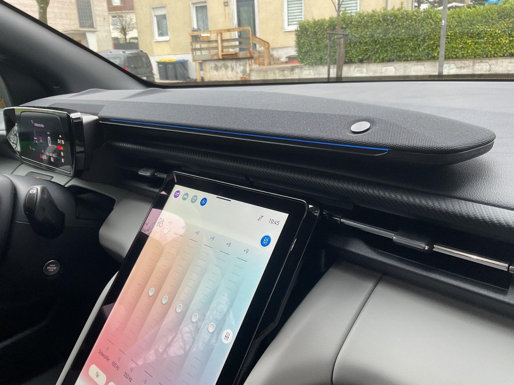 FORD Premium 77kWh *iACC*LED*360*B&O*PDC*Ke*LM* FORD Premium 77kWh *iACC*LED*360*B&O*PDC*Ke*LM*