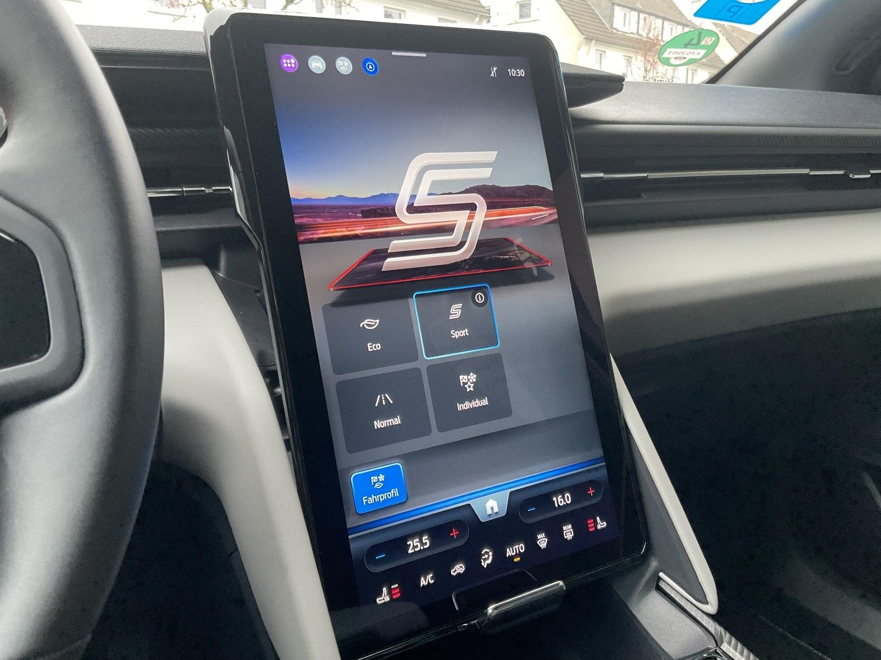 FORD Premium 77kWh *iACC*LED*360*B&O*PDC*Ke*LM* FORD Premium 77kWh *iACC*LED*360*B&O*PDC*Ke*LM*