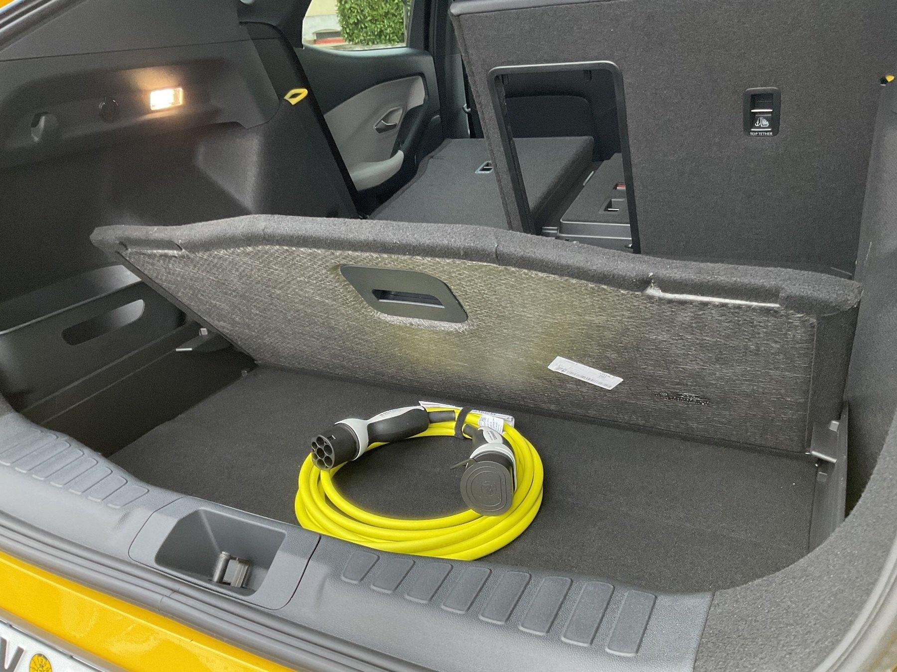 FORD Premium 77kWh *iACC*LED*360*B&O*PDC*Ke*LM* FORD Premium 77kWh *iACC*LED*360*B&O*PDC*Ke*LM*