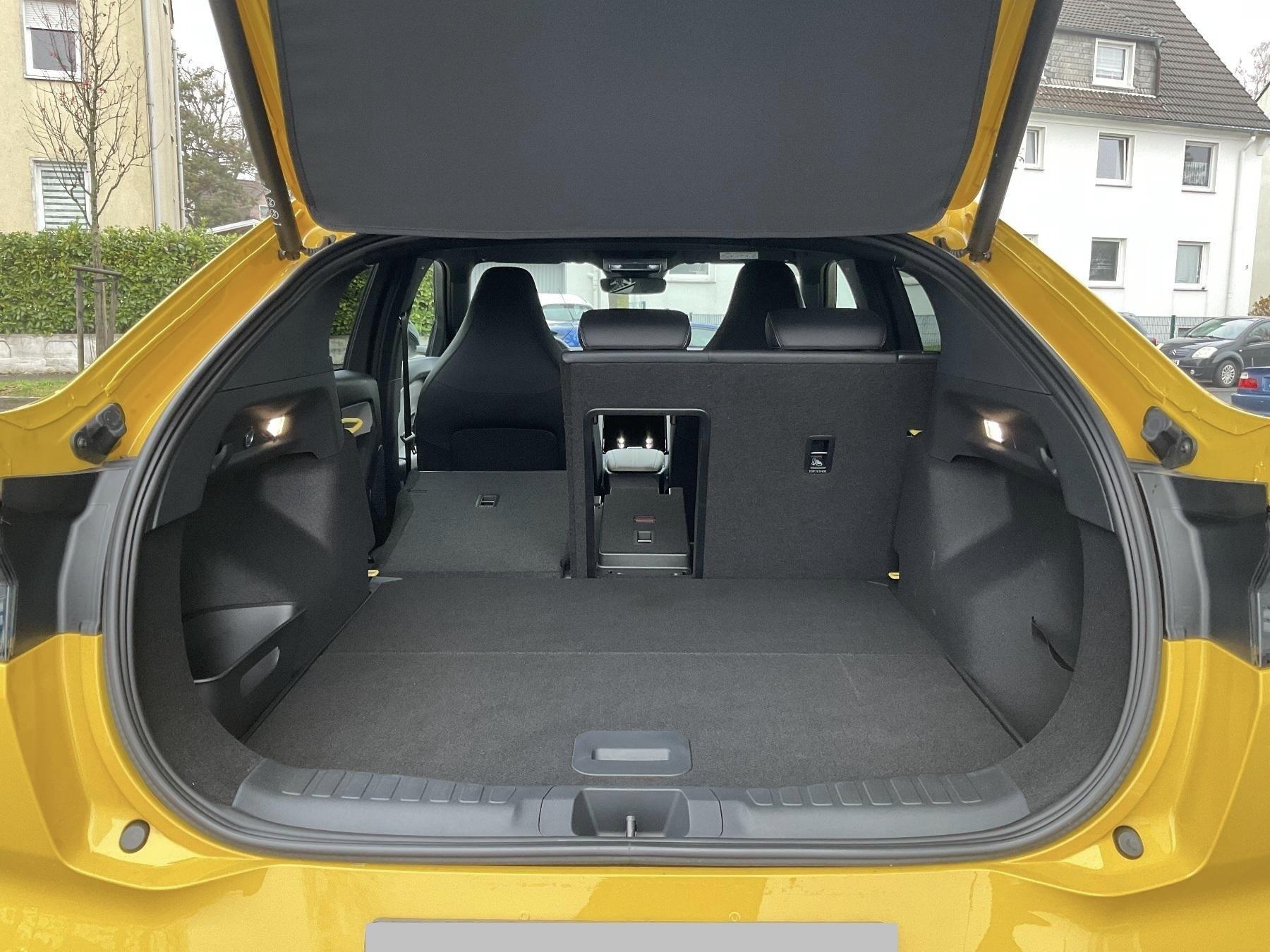 FORD Premium 77kWh *iACC*LED*360*B&O*PDC*Ke*LM* FORD Premium 77kWh *iACC*LED*360*B&O*PDC*Ke*LM*