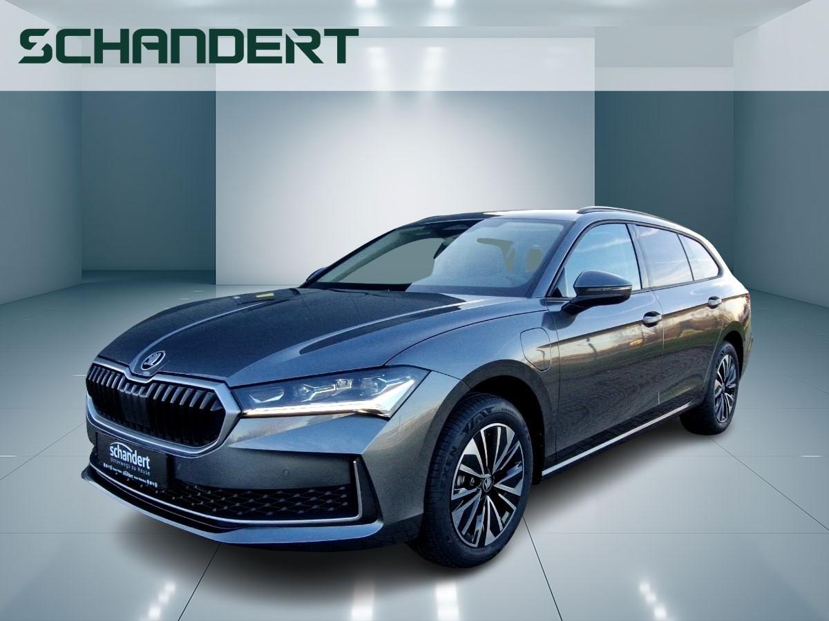 Skoda Superb Combi 1.5 iV Selection DSG Matrix Navi AHK